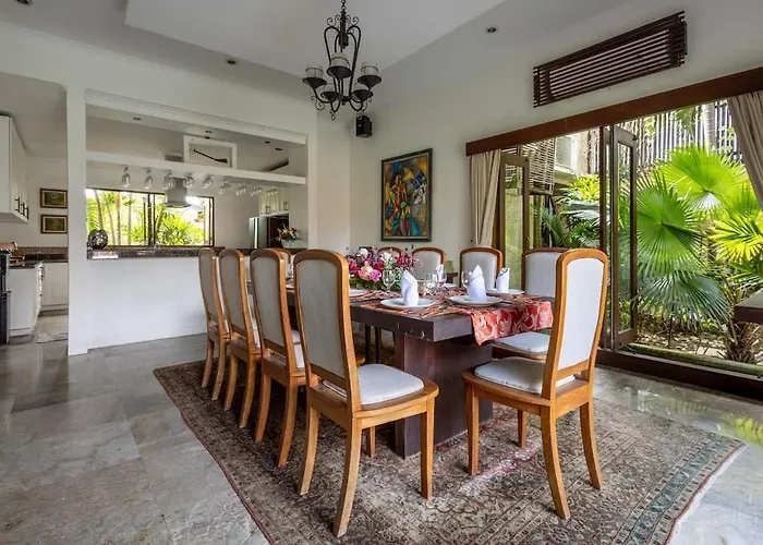 Kalimaya I Luxury 5 Bedroom With Huge Garden & Lap Swimming Pool 150-metres To *
