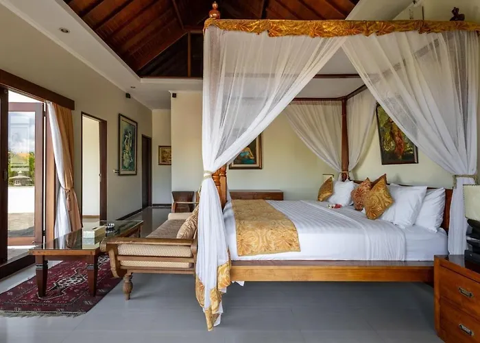 别墅 Kalimaya I Luxury 5 Bedroom With Huge Garden & Lap Swimming Pool 150-metres To *