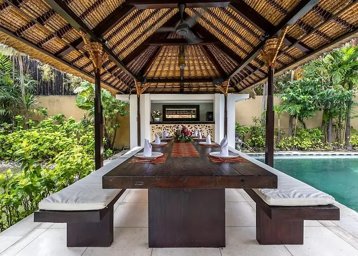 Kalimaya I Luxury 5 Bedroom With Huge Garden & Lap Swimming Pool 150-metres To *